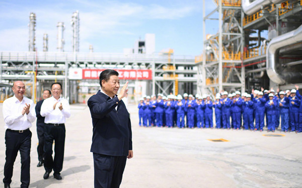 习近平谈能源产业：走绿色低碳发展道路